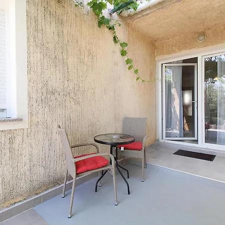 Florinda 2091 Apartmán