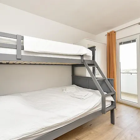 Florinda 2091 Apartmán *